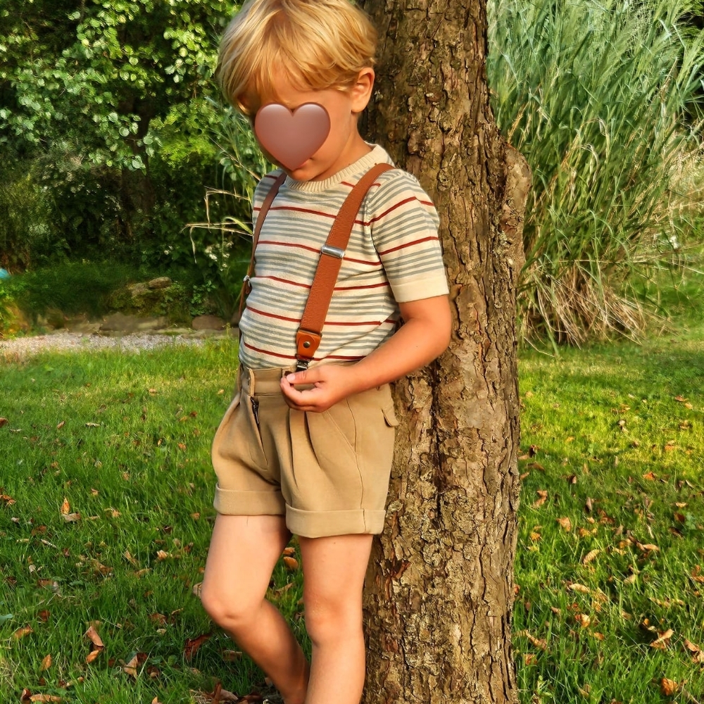 Khaki Spanish brand gocco shorts